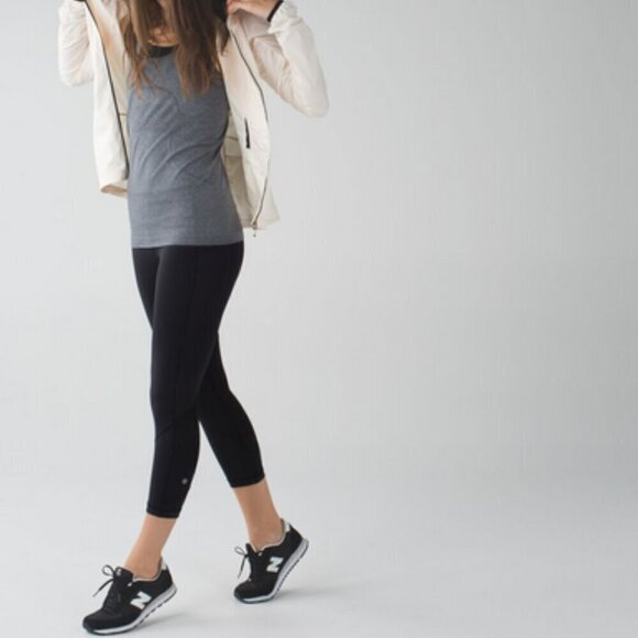 Lululemon - Pace Rival Crop Yoga Leggings - Black - Size 4 - Picture 1 of 15